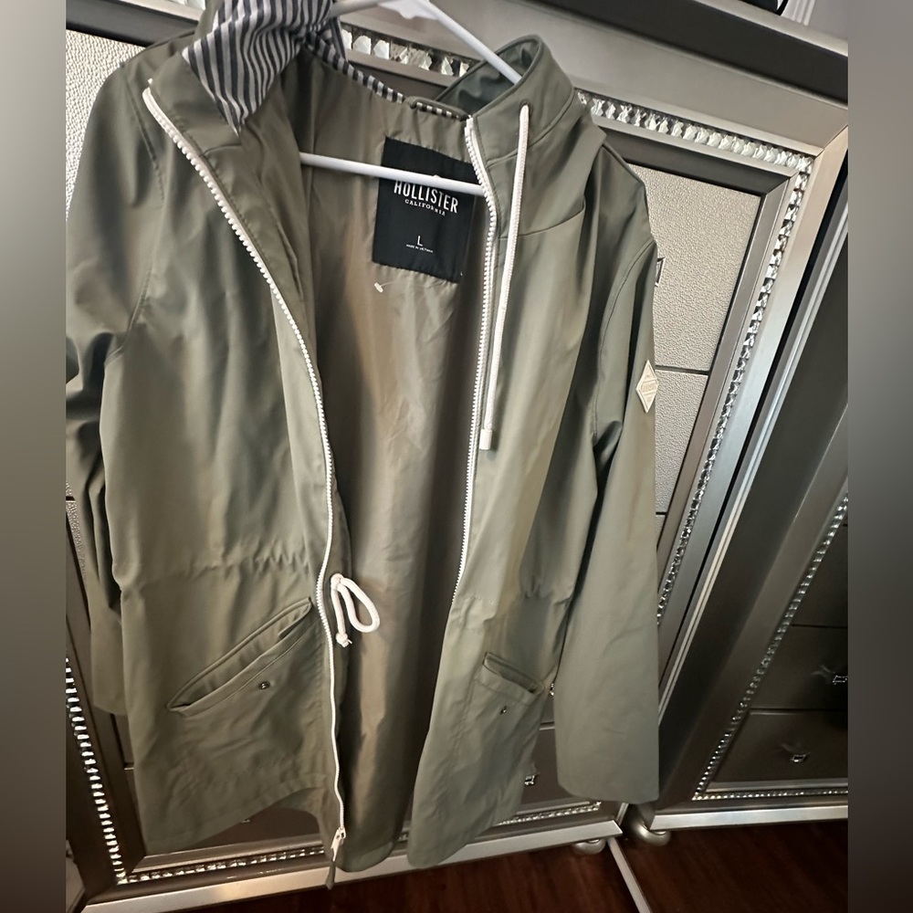 Hollister coat
